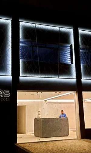 fachada em ACM com LED fachada em ACM com LED