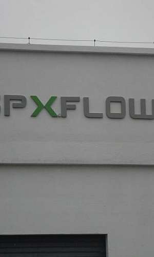 Letra caixa em acrílico Letra caixa em acrílico