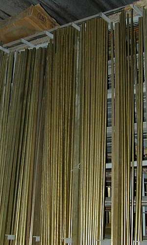 Tarugo quadrado de bronze Tarugo quadrado de bronze