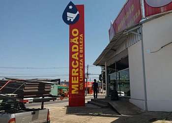 Totem de acm para comércio preço Totem de acm para comércio preço