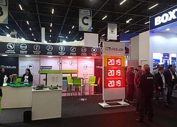 Totem para divulgação Totem para divulgação